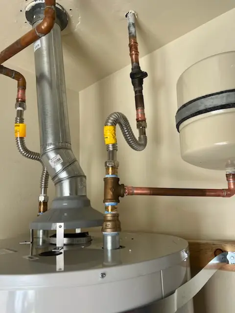 Water heater installation and plumbing repair in Pine Bridge